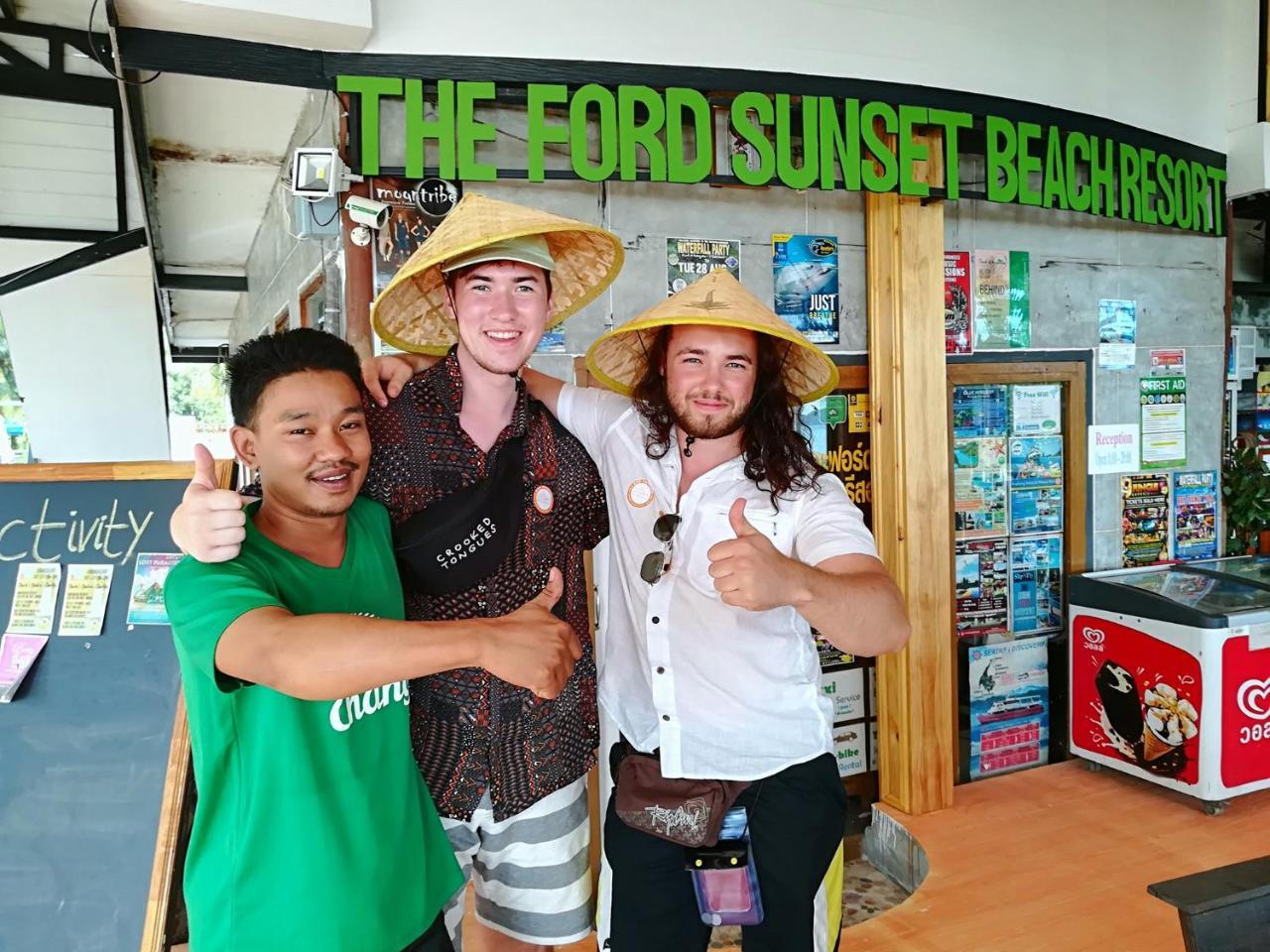 The Ford Sunset Beach Resort Wok Tum Exterior photo
